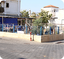 המגרש ברחוב בן עדיה 12